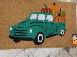 lot 15 image: Entrance Mat 18 x 30...