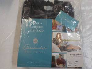lot 47 image: Alexander Del Rossi Fuzzy Super Warm PJs size L (6)