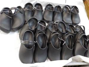 lot 65 image: 10 pair size 366 Black New Clogs...