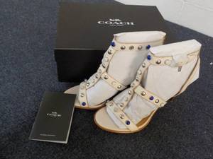lot 93 image: Coach size 10 Isabel Semi Matte Chalk