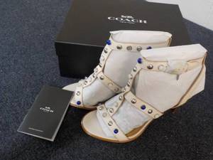 lot 94 image: Coach size 10 Isabel Semi Matte Chalk