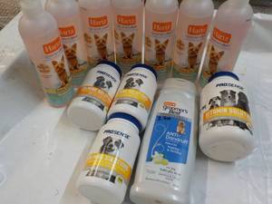 lot 173 image: Pet products...
