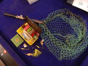 lot 13 image: Net and assorted Fishing Tackle