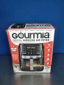 New Gourmia 6-Qt Digital Window Air Fryer with 12 Presets & Guided Cooking Black