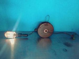 Benjamin Retractable Cord Real