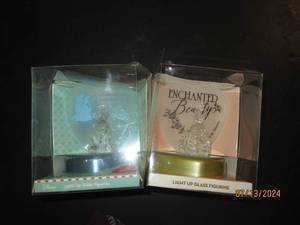 2 light up figurines...