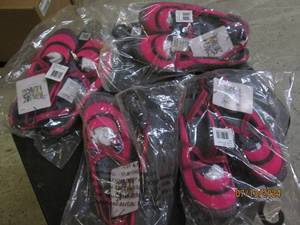 lot of 4 muk luks size 7 womens...