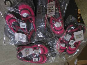 lot of 4 muk luks size 7 womens...