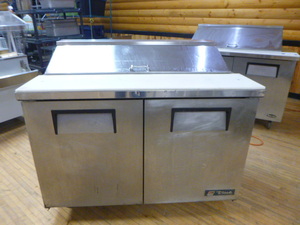 lot 26 image: True Prep Table 2-Door Cooler