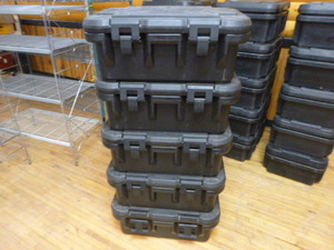 lot 36 image: 5 Cambro Top Loading Food Ultra Pan Carriers