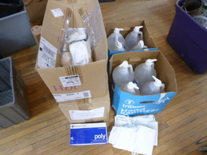 lot 56 image: Kitchen Sanitary Items
