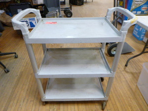 lot 80 image: Cambro 3-Tier Utility Cart