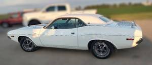 lot 1 image: 1970 Dodge Challenger 383 Magnum SE