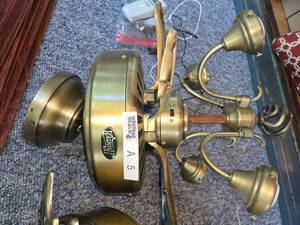 lot 5A image: 2 CEILING FANS HUNTER DOUGLAS