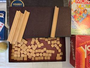 lot 23A image: BOX OF TOYS AND GAMES
