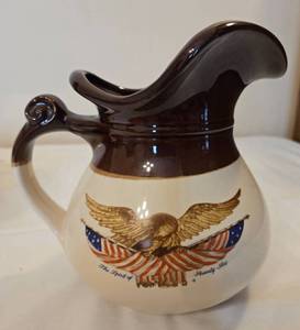 lot 25A image: VINTAGE MCCOY POTTERY