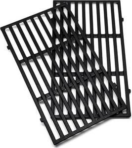 lot 112 image: Delycuise  17.5 Inch 7637 Cast Iron Grill Grates