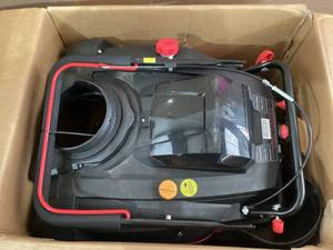 lot 480 image: Powersmart 21 Single Stage Gas Snow Blower PSSW21