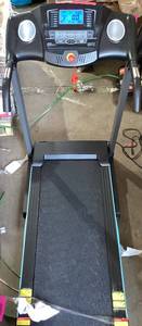 lot 483 image: MaxKare 2.5 HP Folding Treadmill with 12 Levels Auto Incline 8.5 mph Speed 15 Preset Program