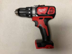 lot 363 image: MILWAUKEE Drill 18V DC, Compact, 12 in Chuck, 1,800 RPM Max