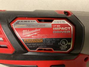 lot 366 image: MILWAUKEE M12 12V Lithium-Ion Cordless 14 in. Hex Impact