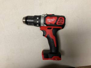 lot 356 image: MILWAUKEE Drill 18V DC, Compact, 12 in Chuck, 1,800 RPM Max