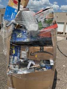 lot 705 image: Wholesale Pallet of Assorted Miscellaneous Items