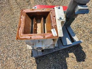 lot 10 image: Crusher, Chopper, Lump Breaker