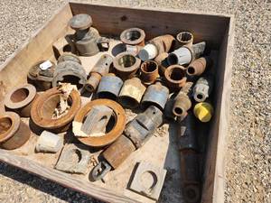 lot 14 image: Box of Miscellaneous Rock Drill Parts