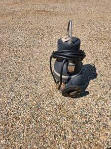lot 16 image: Grundfos 4 Submersible Pump