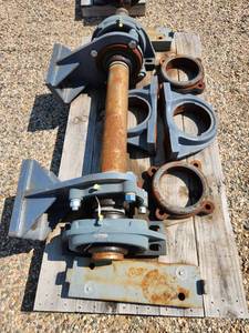 lot 20 image: Shaft and Bearing