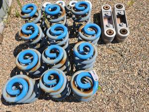 lot 24 image: Metal Coil Springs