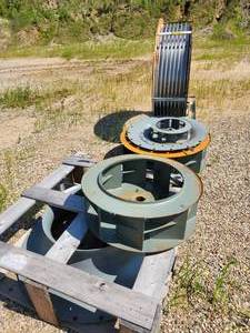 lot 26 image: Misc. Fan Blades and Heat Expansion Collars