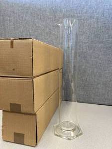 lot 33 image: 3 - 2000ml Graduated Cylinders Made in Japan