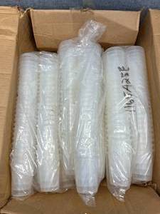 lot 35 image: Full Box of Poly Beakers 150ml