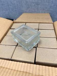 lot 36 image: Box of 12 - Oblong Staining dishes, 3x4 Inches