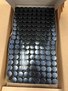 lot 65 image: 144 - 8 Dram 25x95mm Short Style Screw Cap Mercer Glass