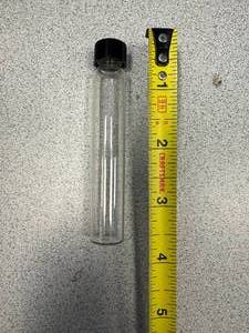 lot 67 image: 480 - Vial, Glass With Screw Cap, 3 Dram, 17x90mm
