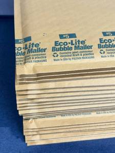 lot 46 image: Lot of 20 New #5 Bubble Mailers (11.5 x 15.5)