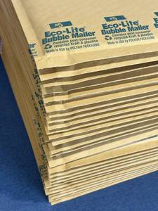 lot 47 image: Lot of 27 New #5 Bubble Mailers (11.5 x 15.5)
