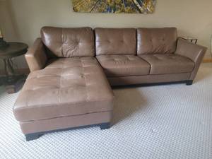 lot 27A image: Luxury Tacked Leather Sectional - Mocha
