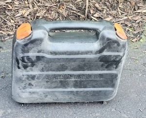 lot 106 image: Black & Decker FireStorm 9.6V Power Drill