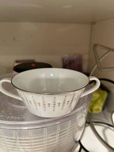 lot 88 image: Noritake Fine Bone China Side Plate & Soup Bowl Set - Tiffany - (22)