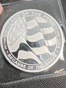 1 TROY OZ .999 FINE SILVER ARMY ROUND