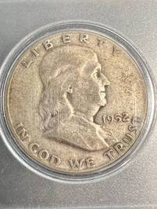 1952 US FRANKLIN HALF DOLLAR IN CASE