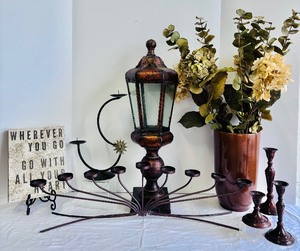 lot 21 image: Beautiful Home Decor Including Lantern, Candlesticks and Flowers