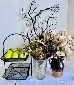 lot 27 image: Beautiful Lot of Home Decor Used Together or Individually