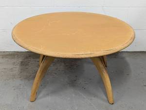 lot 3 image: Mid Century Modern Heywood Wakefield Rotating Wood Coffee Table