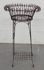 lot 73 image: Vintage Metal Plant Stand