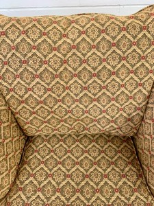lot 42A image: Vintage Swivel Upholstered Chair by Heritage House